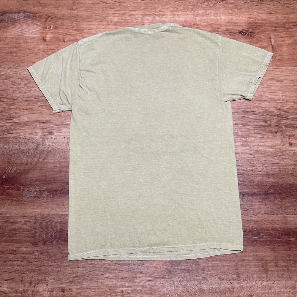 Graphic tee - Picture 3 of 4